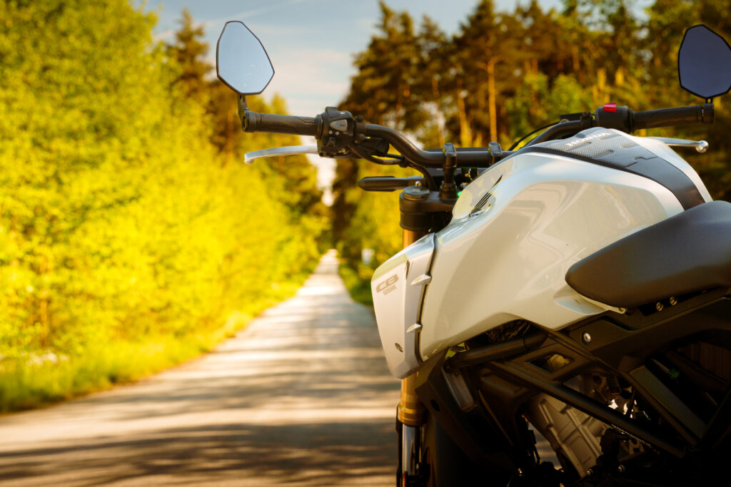 CBR125-11